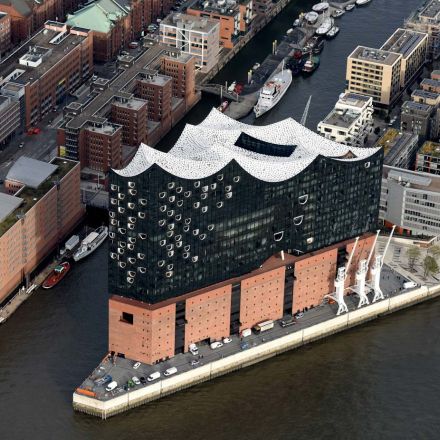Aluminium-in-der-Architektur-Elbphilharmonie-Hamburg